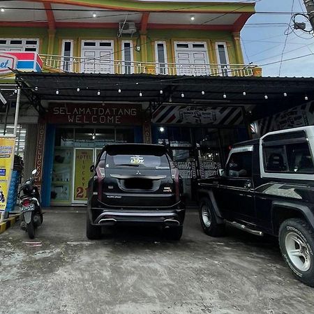 Hotel Lucky 21 Syariah Mitra Reddoorz Lubuklinggau Екстериор снимка